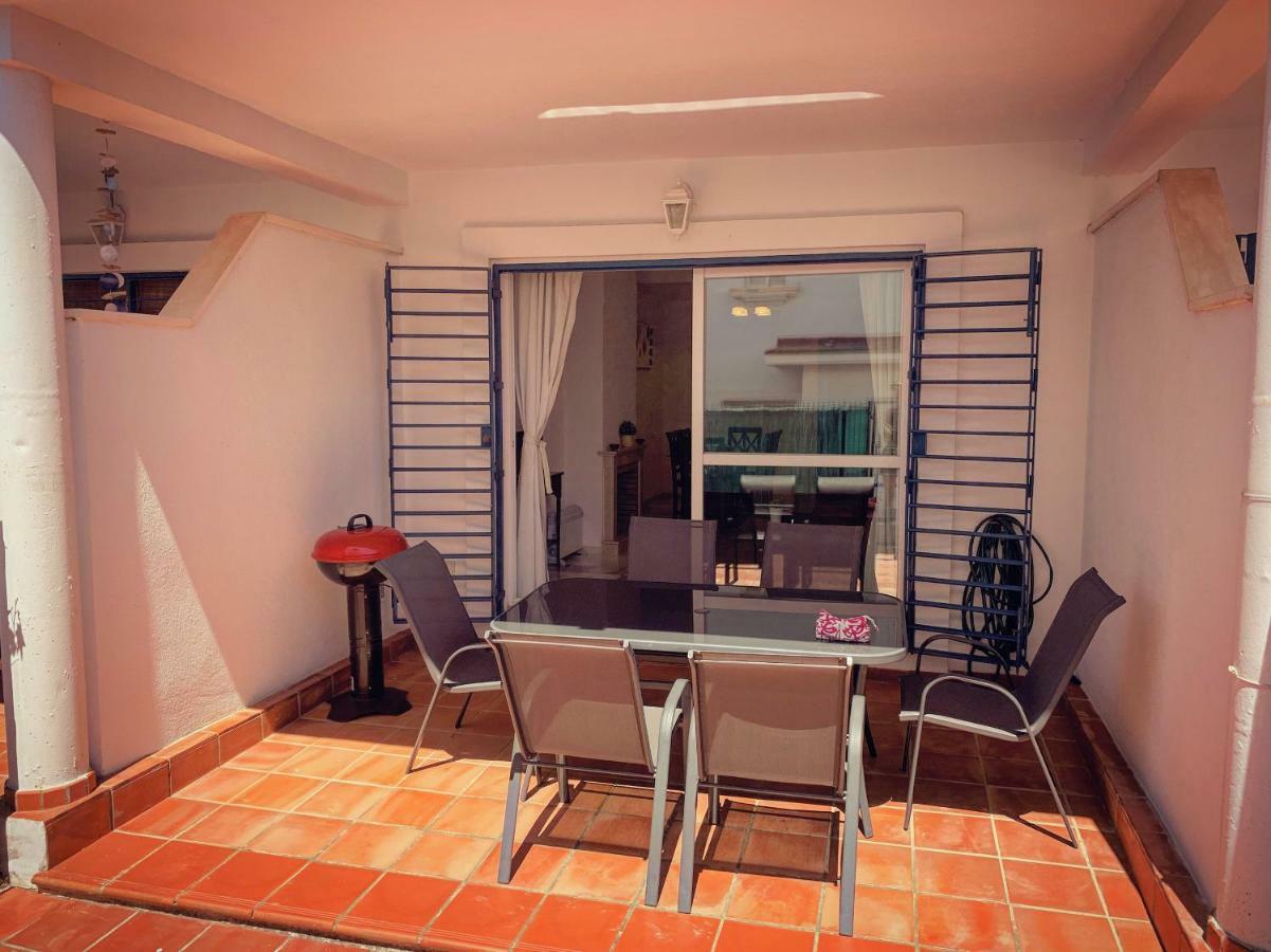 Fantastic 3-Bedroom Holiday Home Including Tennis And Pool Near Golf Course El Portil Exterior photo
