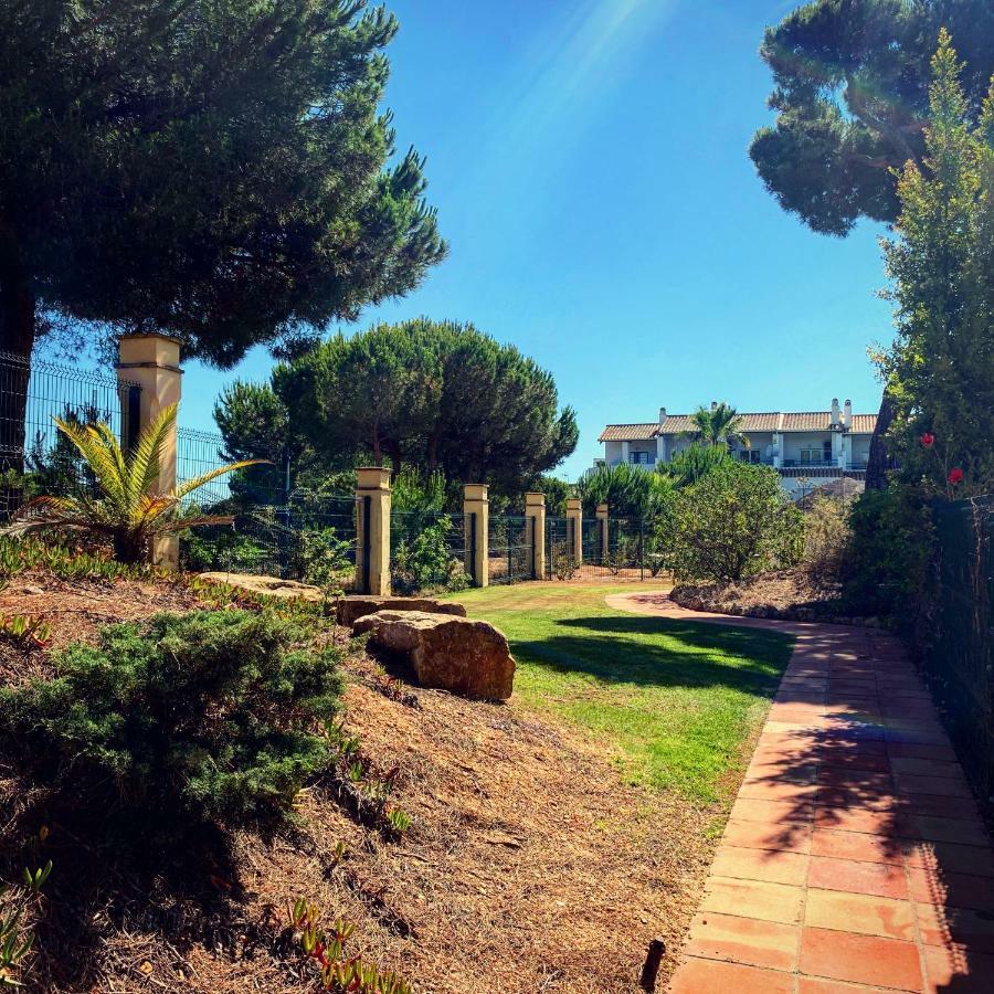 Fantastic 3-Bedroom Holiday Home Including Tennis And Pool Near Golf Course El Portil Exterior photo