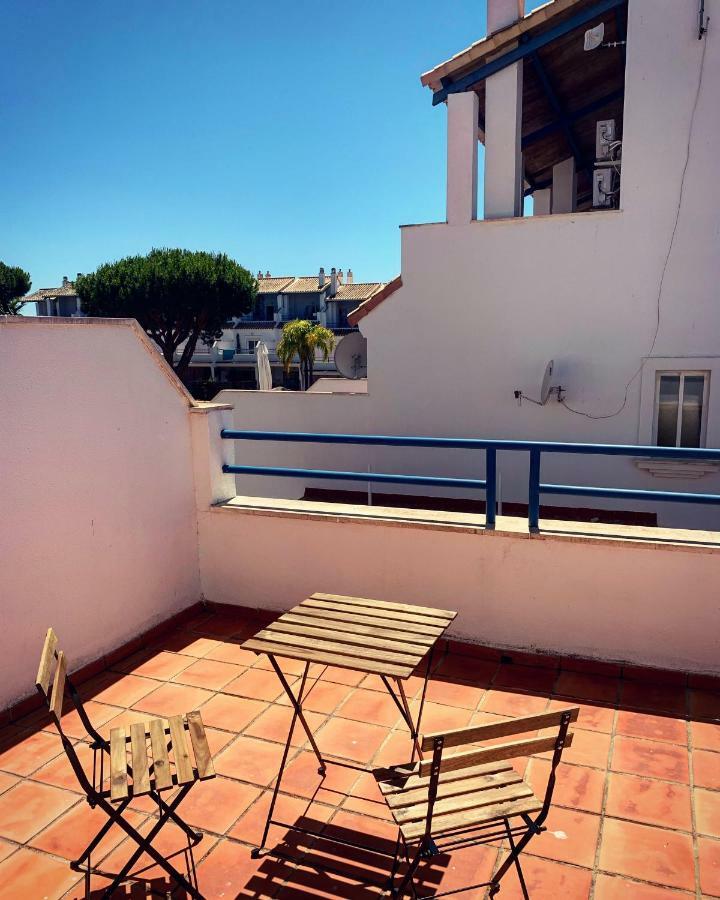 Fantastic 3-Bedroom Holiday Home Including Tennis And Pool Near Golf Course El Portil Exterior photo