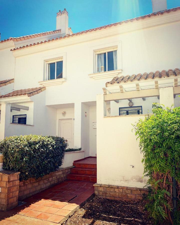 Fantastic 3-Bedroom Holiday Home Including Tennis And Pool Near Golf Course El Portil Exterior photo